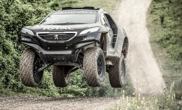 Во Франции проходят ралли-тесты внедорожника Peugeot 2008 DKR