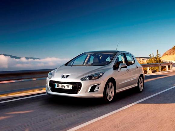 Компания Peugeot сообщает о ценах и комплектациях Peugeot 308 2013 модельного года