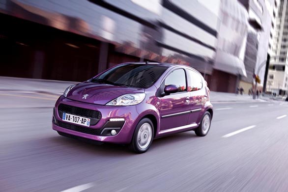 Peugeot 107 завоевал награду «Автомобиль года в России 2013»